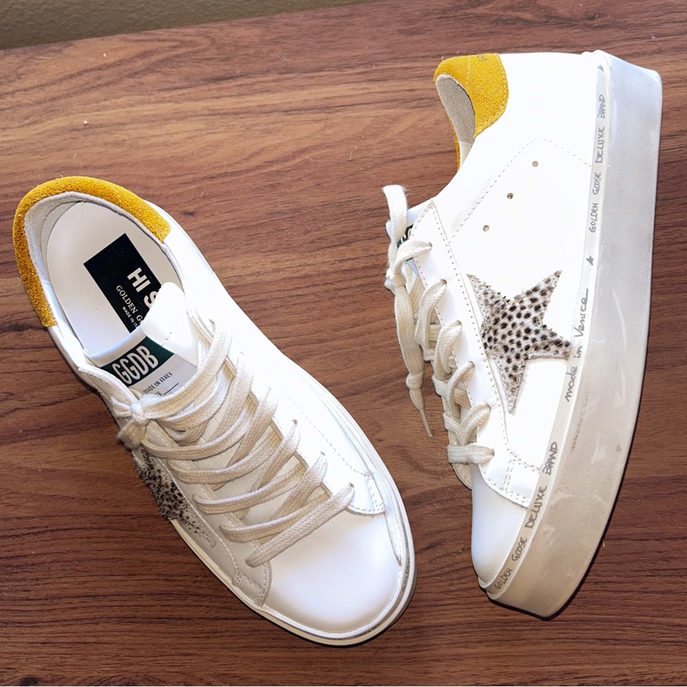 Golden Goose White Leather and Leo Print High Star Sneakers 8/38